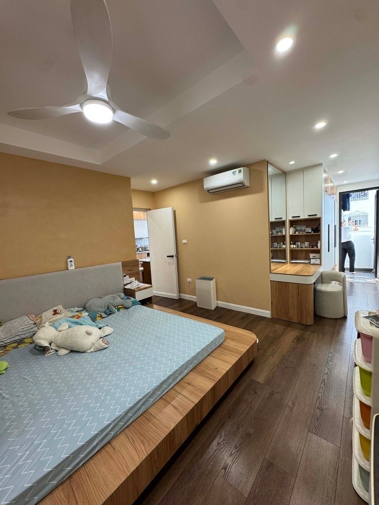 Bán nhà Vũ Trọng Phụng - diện tích 101.8m2 10 tầng - Nhà đẹp mới keng, xách vali về ở ngay - giá 12,9 tỷ