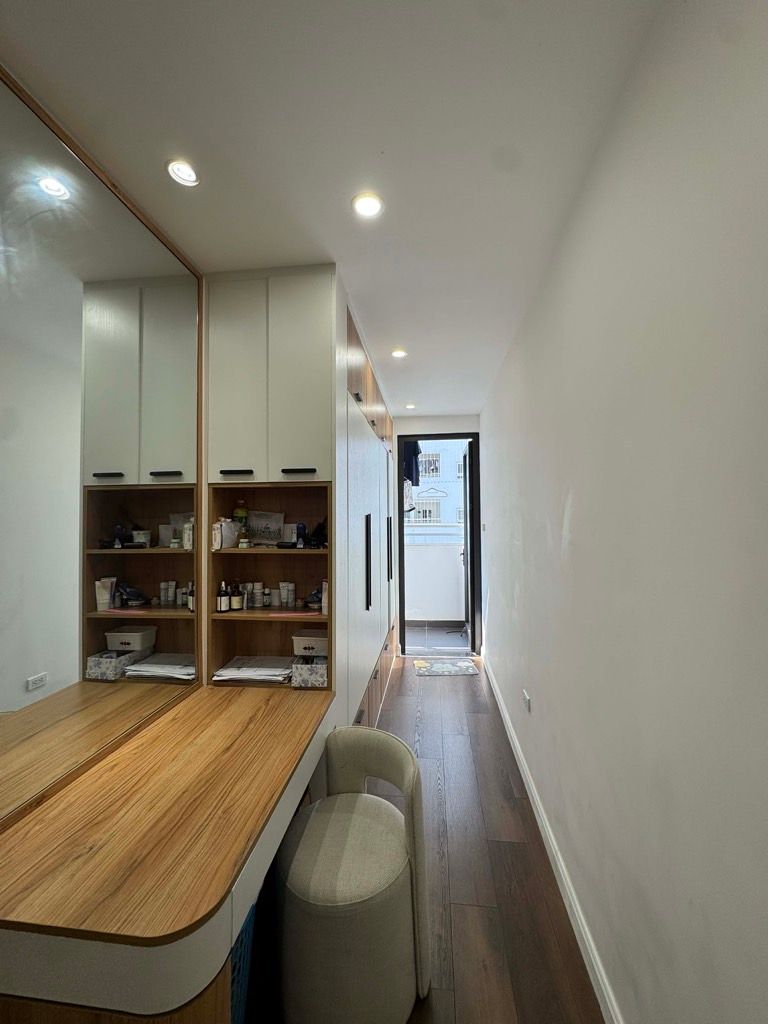 Bán nhà Vũ Trọng Phụng - diện tích 101.8m2 10 tầng - Nhà đẹp mới keng, xách vali về ở ngay - giá 12,9 tỷ