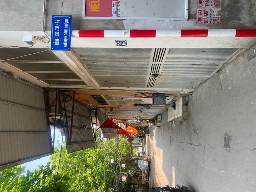 Bán nhà Định Công Thượng - diện tích 26m2 2 tầng - Nhà đẹp, ô tô tránh - giá 1,8 tỷ