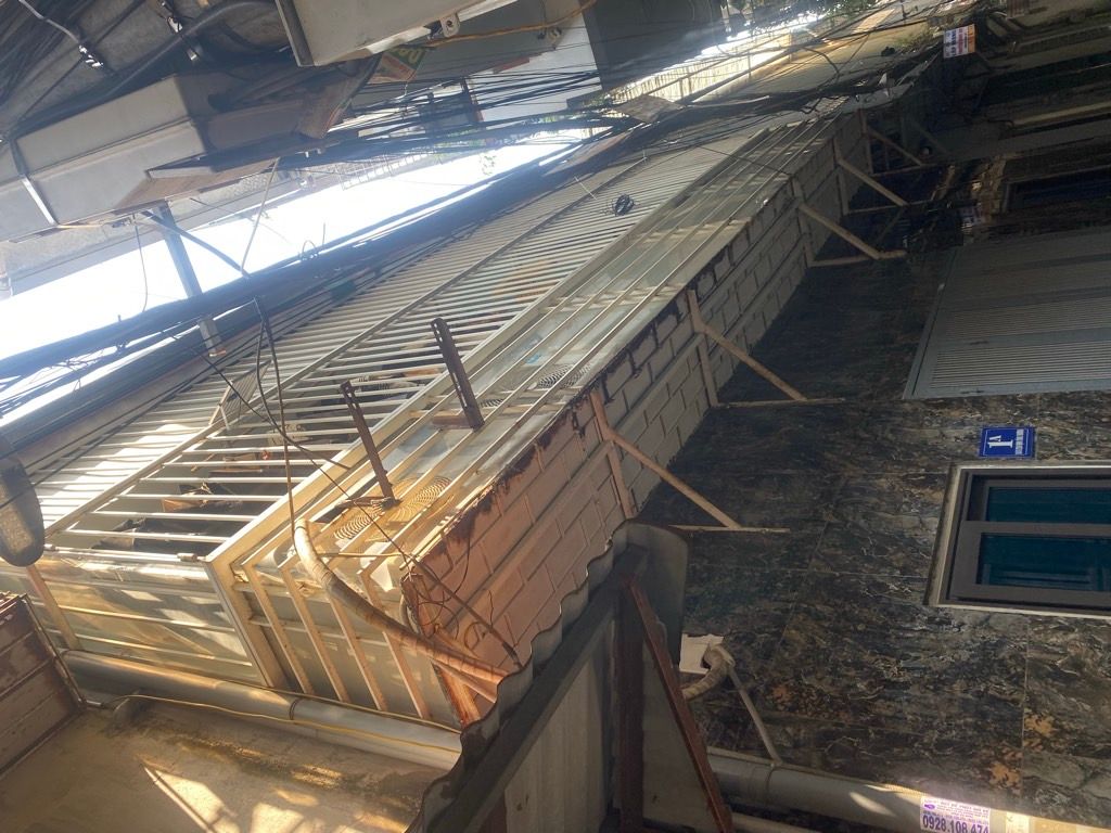 Bán nhà Định Công Thượng - diện tích 26m2 2 tầng - Nhà đẹp, ô tô tránh - giá 1,8 tỷ