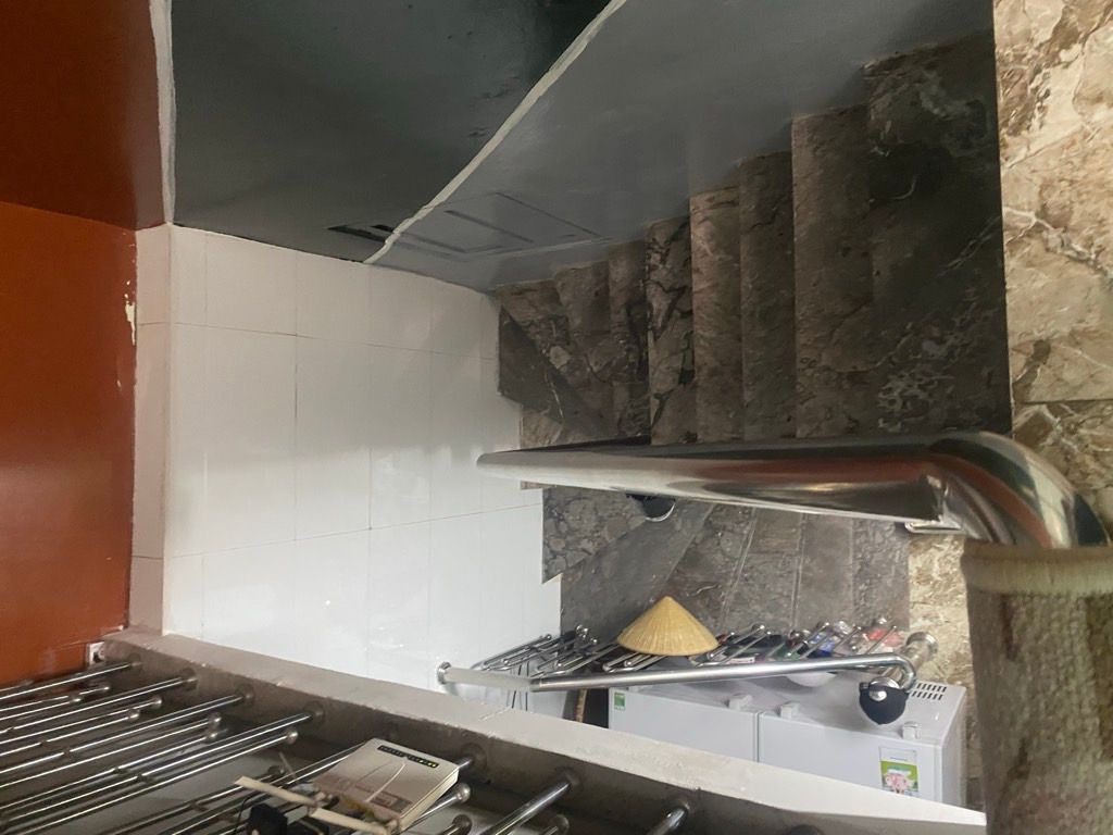 Bán nhà Định Công Thượng - diện tích 26m2 2 tầng - Nhà đẹp, ô tô tránh - giá 1,8 tỷ