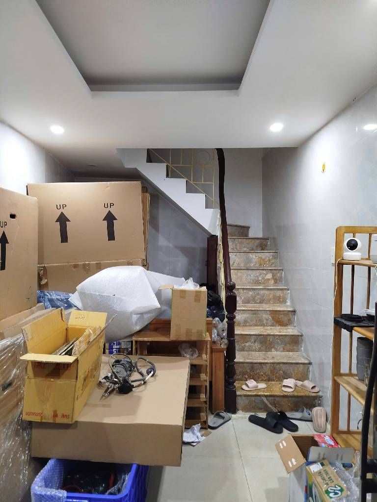 Bán nhà Trần Khát Chân - diện tích 28m2 3 tầng - Ngõ nông, gần phố - giá 7,2 tỷ