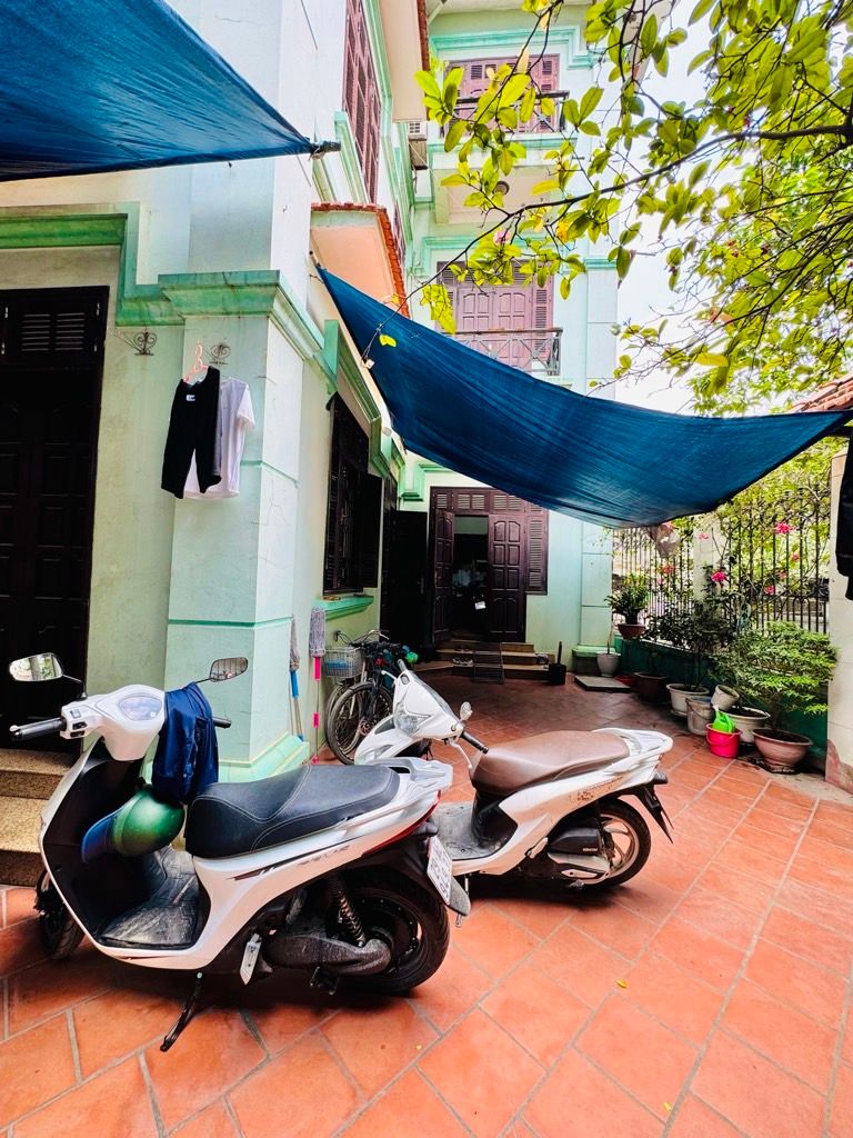 Bán nhà Hoàng Mai - diện tích 60m2 3 tầng - Mặt ngõ ô tô vào nhà - giá 19 tỷ