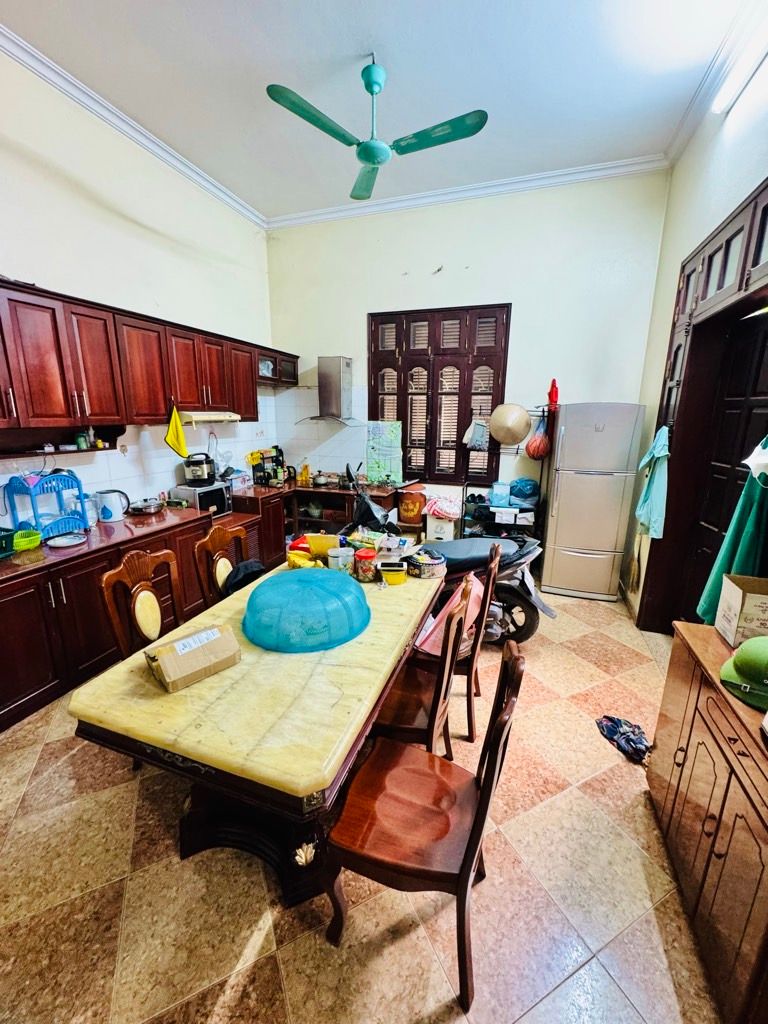 Bán nhà Hoàng Mai - diện tích 60m2 3 tầng - Mặt ngõ ô tô vào nhà - giá 19 tỷ