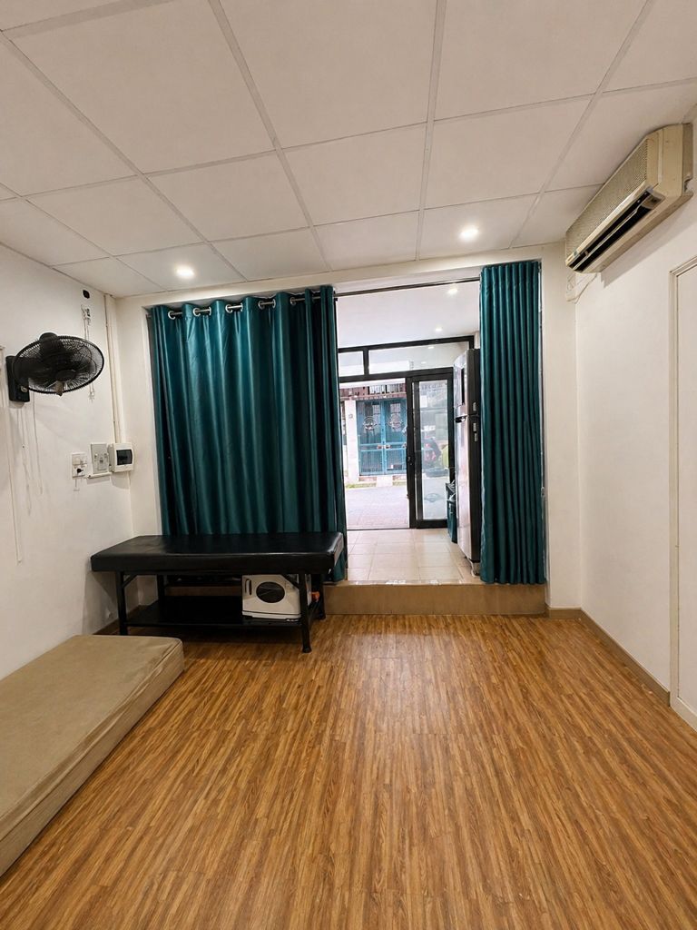 Bán nhà Phương Mai - diện tích 60m2 1 tầng - nhà 2 mặt ngõ thông, ô tô tải qua cửa - giá 7,3 tỷ