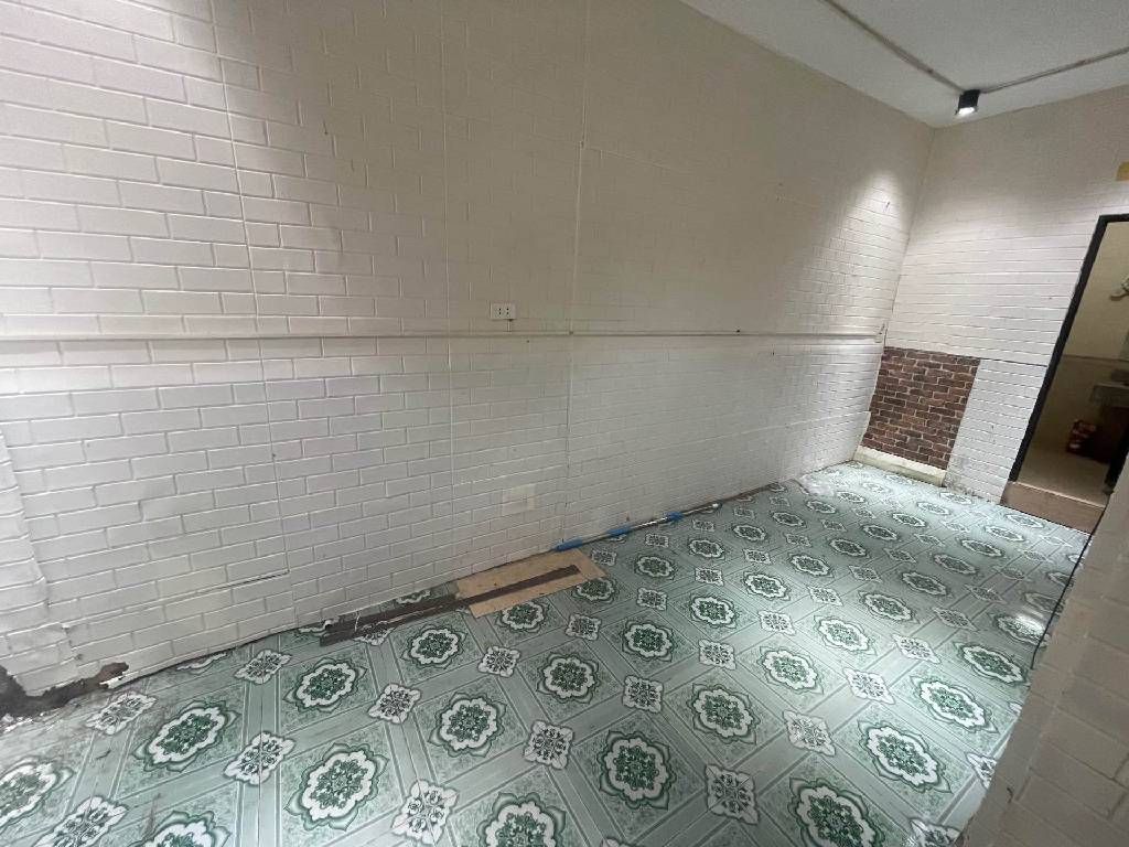 Bán nhà Hoàng Ngọc Phách - diện tích 36,1m2 1 tầng - Ô tô đỗ cửa - giá 7,4 tỷ