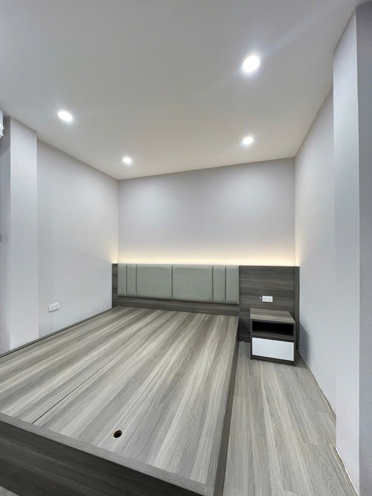 Bán nhà Bạch Mai - diện tích 18m2 5 tầng - Lô góc 2 mặt tiền - giá 6,2 tỷ