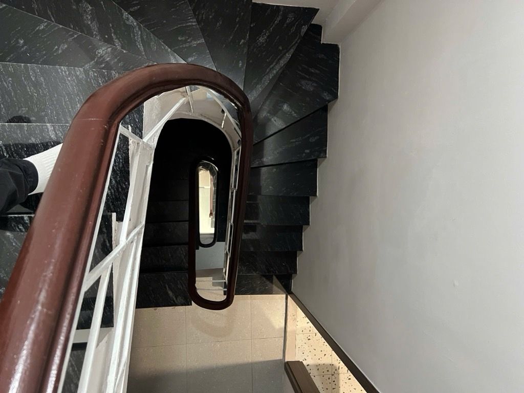 Bán nhà Bạch Mai - diện tích 18m2 5 tầng - Lô góc 2 mặt tiền - giá 6,2 tỷ