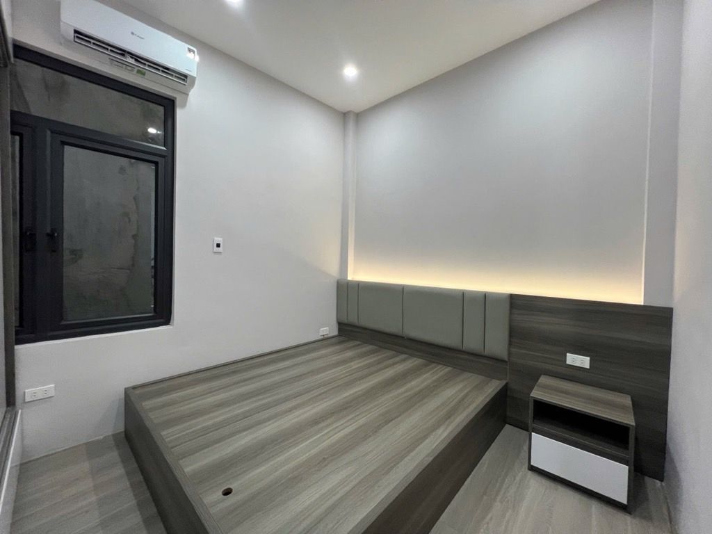 Bán nhà Bạch Mai - diện tích 18m2 5 tầng - Lô góc 2 mặt tiền - giá 6,2 tỷ