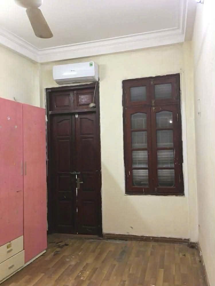 Bán nhà Tân Mai - diện tích 26m2 4 tầng - ô tô đỗ cửa - giá 7,8 tỷ