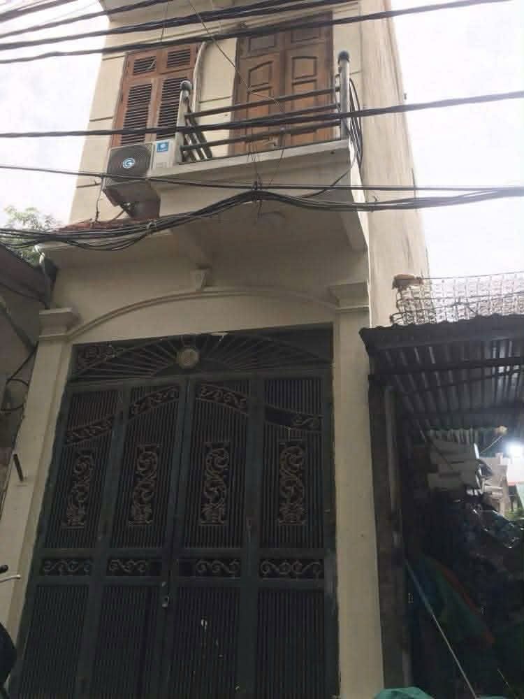 Bán nhà Tân Mai - diện tích 26m2 4 tầng - ô tô đỗ cửa - giá 7,8 tỷ