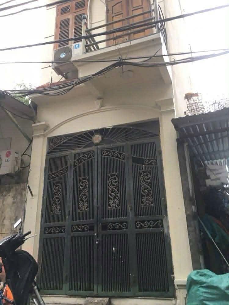 Bán nhà Tân Mai - diện tích 26m2 4 tầng - ô tô đỗ cửa - giá 7,8 tỷ