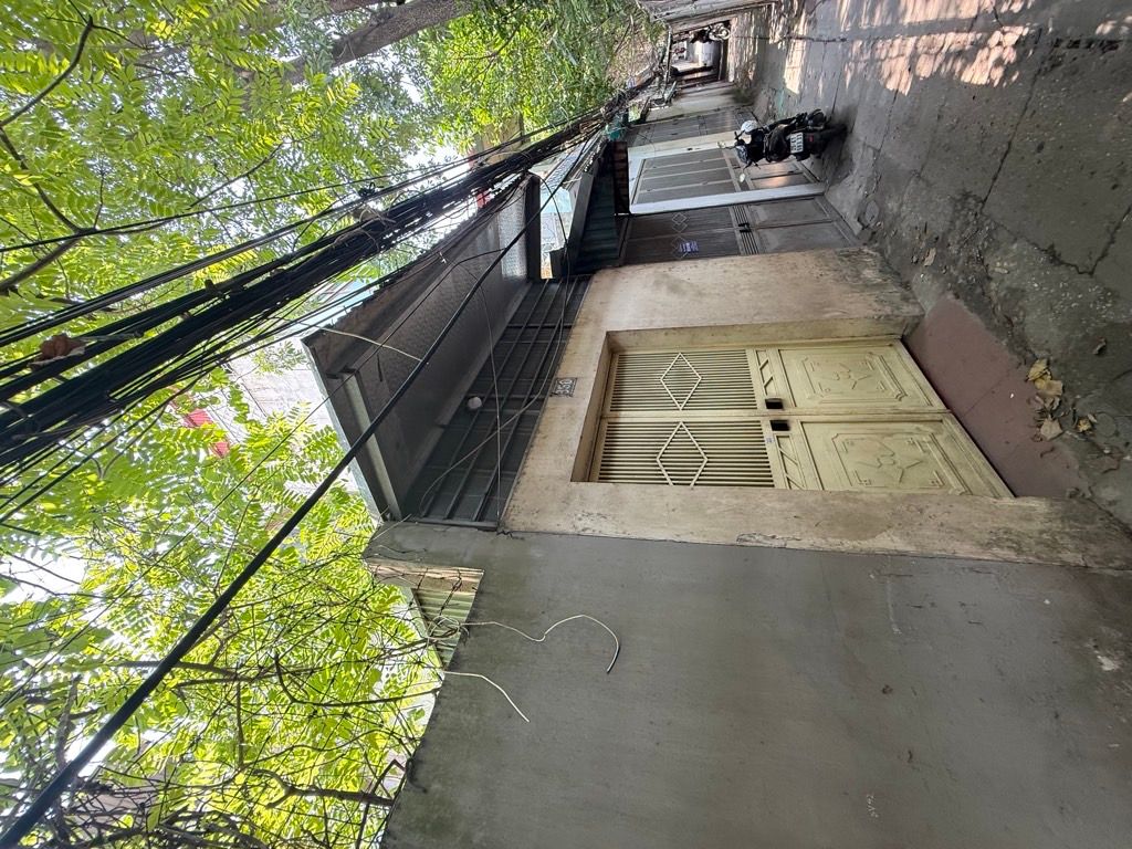 Bán nhà Nguyễn Khoái - diện tích 50m2 3 tầng - Ô TÔ TRÁNH - giá 15 tỷ