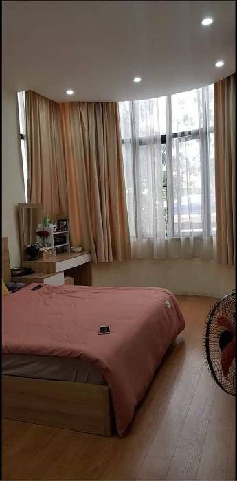 Bán nhà Nguyễn Khoái - diện tích 50m2 3 tầng - Ô TÔ TRÁNH - giá 15 tỷ