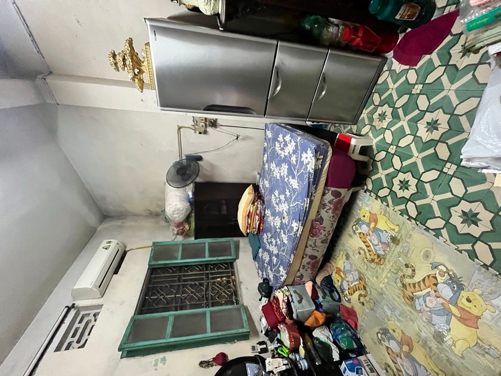 Bán nhà Quốc Tử Giám - diện tích 18m2 3 tầng - Mặt tiền 5.1m - giá 12,8 tỷ