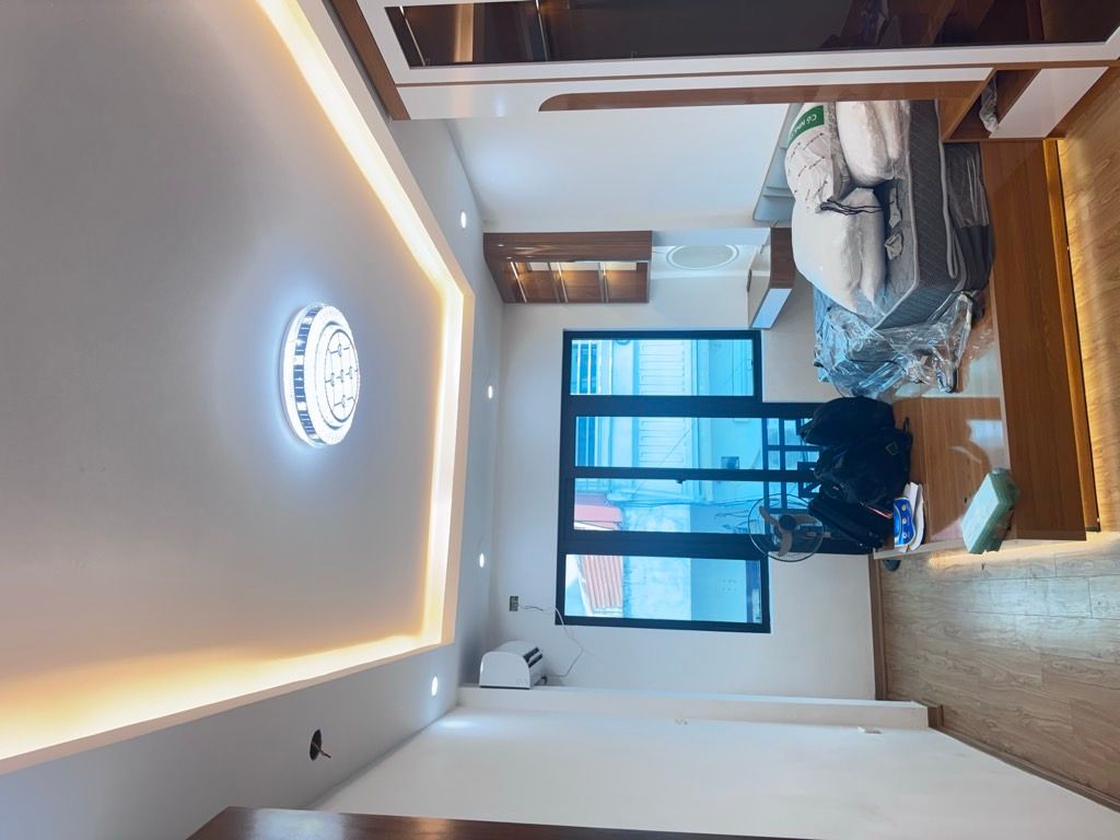 Bán nhà Quan Nhân - diện tích 20,1m2 6 tầng - Sổ đỏ chính chủ - giá 9,8 tỷ