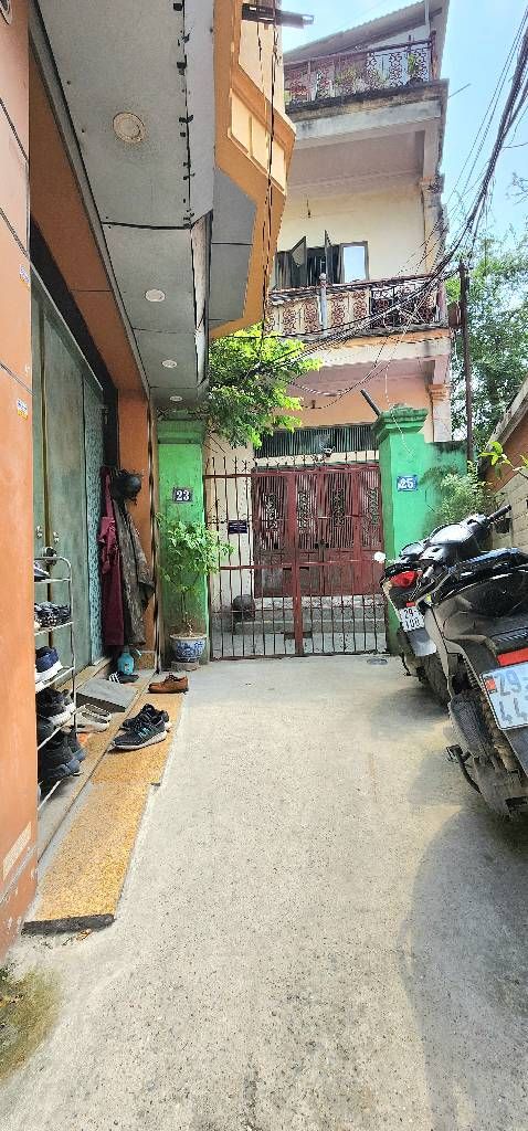 Bán nhà Hồng Mai - diện tích 24m2 6 tầng - 3 mặt thoáng - giá 6,5 tỷ