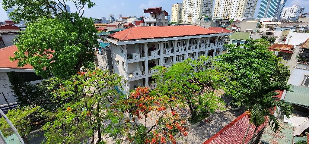 Bán nhà Hồng Mai - diện tích 24m2 6 tầng - 3 mặt thoáng - giá 6,5 tỷ