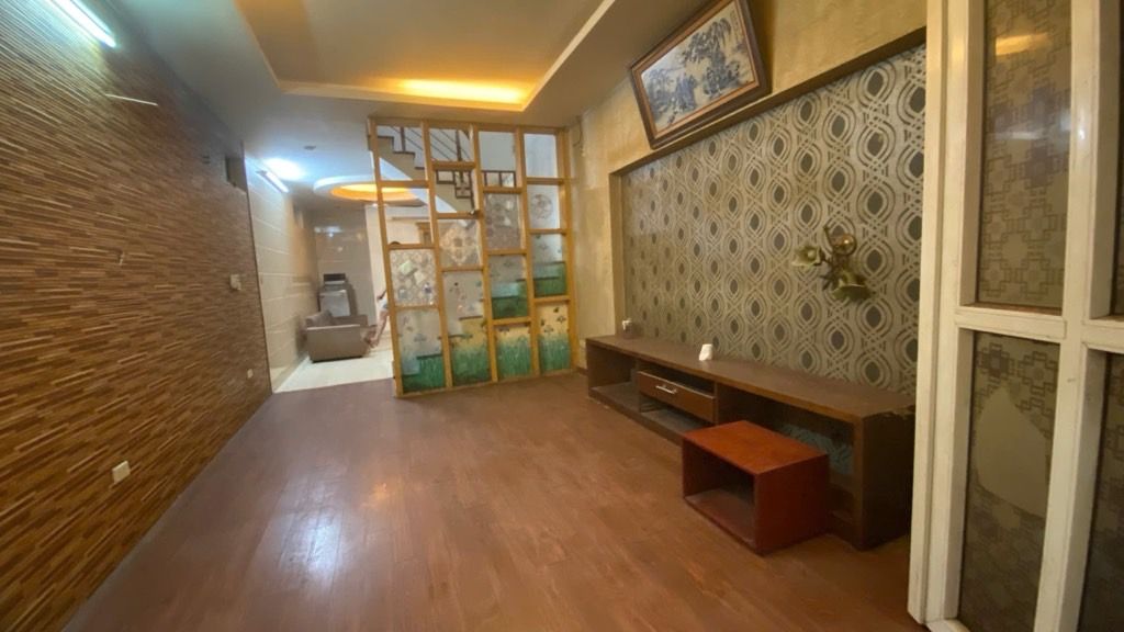 Bán nhà Nam Dư - diện tích 57.3m2 2 tầng - Bán đất tặng nhà - giá 5,1 tỷ