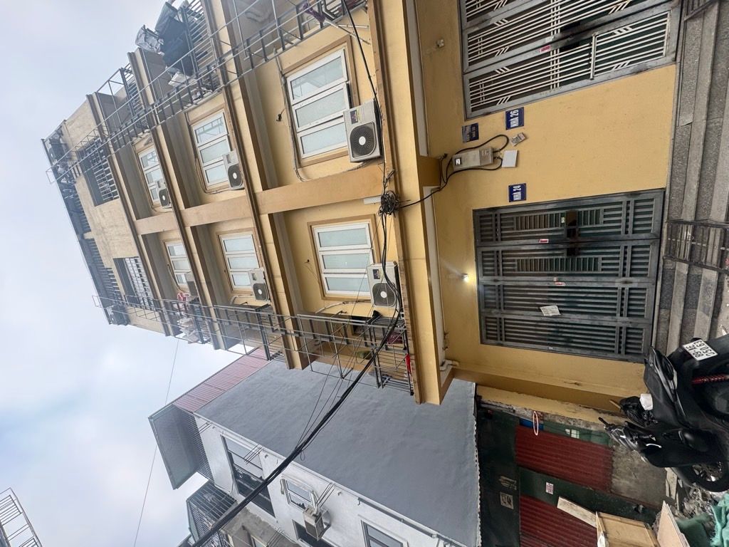 Bán nhà Lĩnh Nam - diện tích 62,1m2 6 tầng - Ô tô tránh đỗ - giá 13,3 tỷ