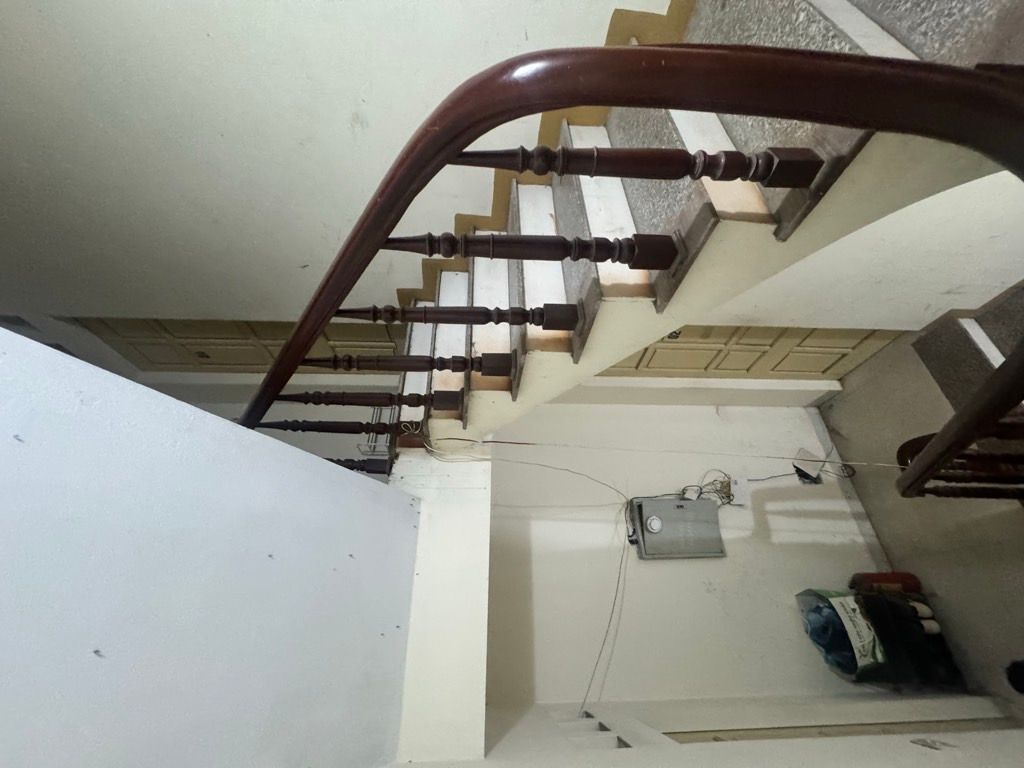 Bán nhà Lĩnh Nam - diện tích 62,1m2 6 tầng - Ô tô tránh đỗ - giá 13,3 tỷ