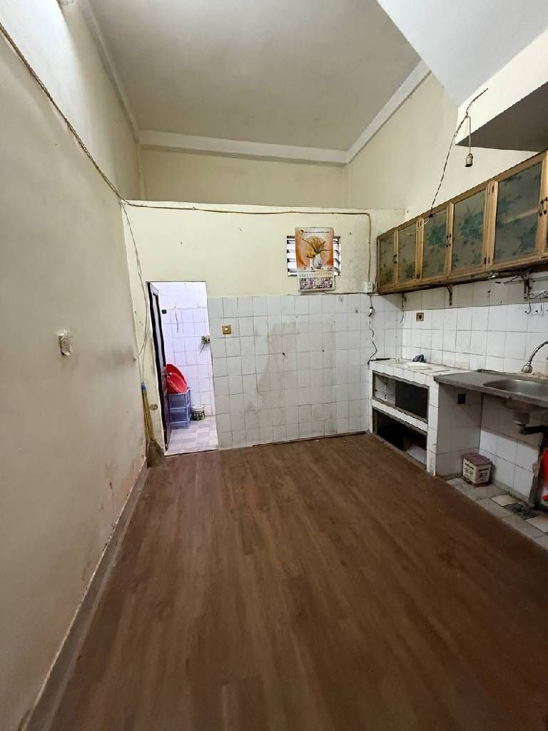 Bán nhà Thổ Quan - diện tích 28,1m2 3 tầng - ngõ ba gác - giá 7,25 tỷ