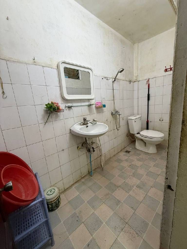 Bán nhà Thổ Quan - diện tích 28,1m2 3 tầng - ngõ ba gác - giá 7,25 tỷ