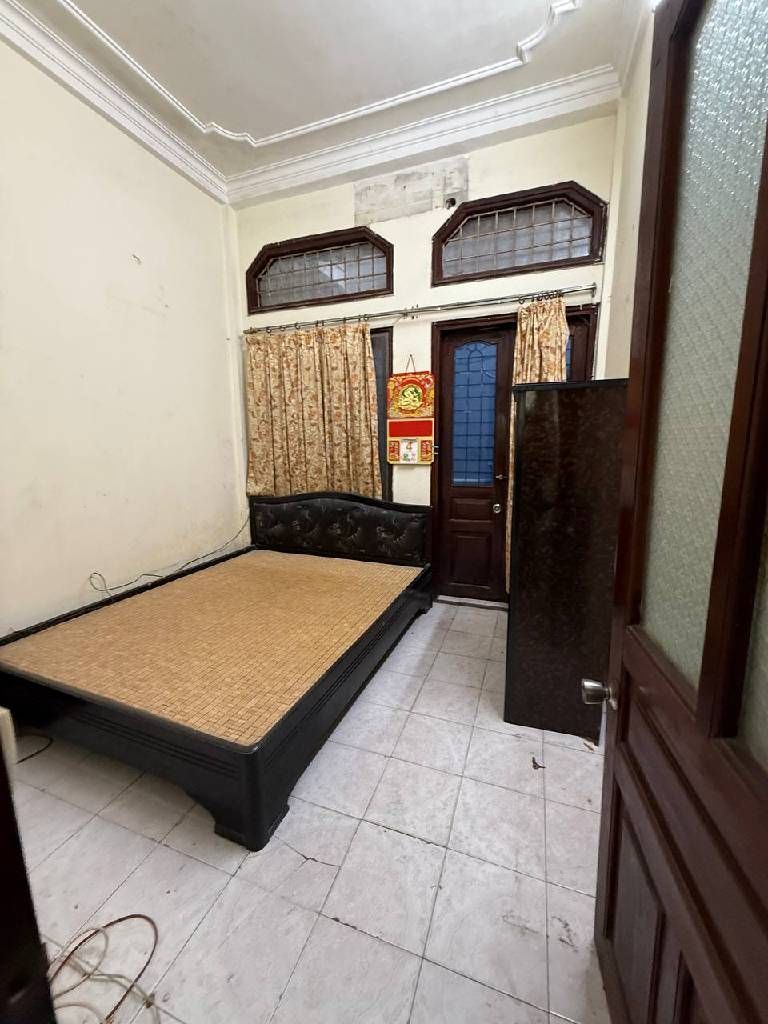 Bán nhà Thổ Quan - diện tích 28,1m2 3 tầng - ngõ ba gác - giá 7,25 tỷ