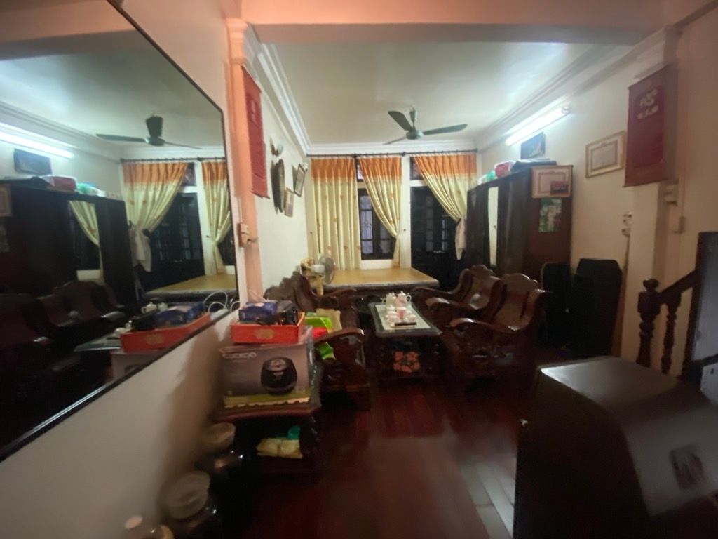 Bán nhà Cát Linh - diện tích 25,1m2 4 tầng - Cực Hiếm - giá 6,7 tỷ