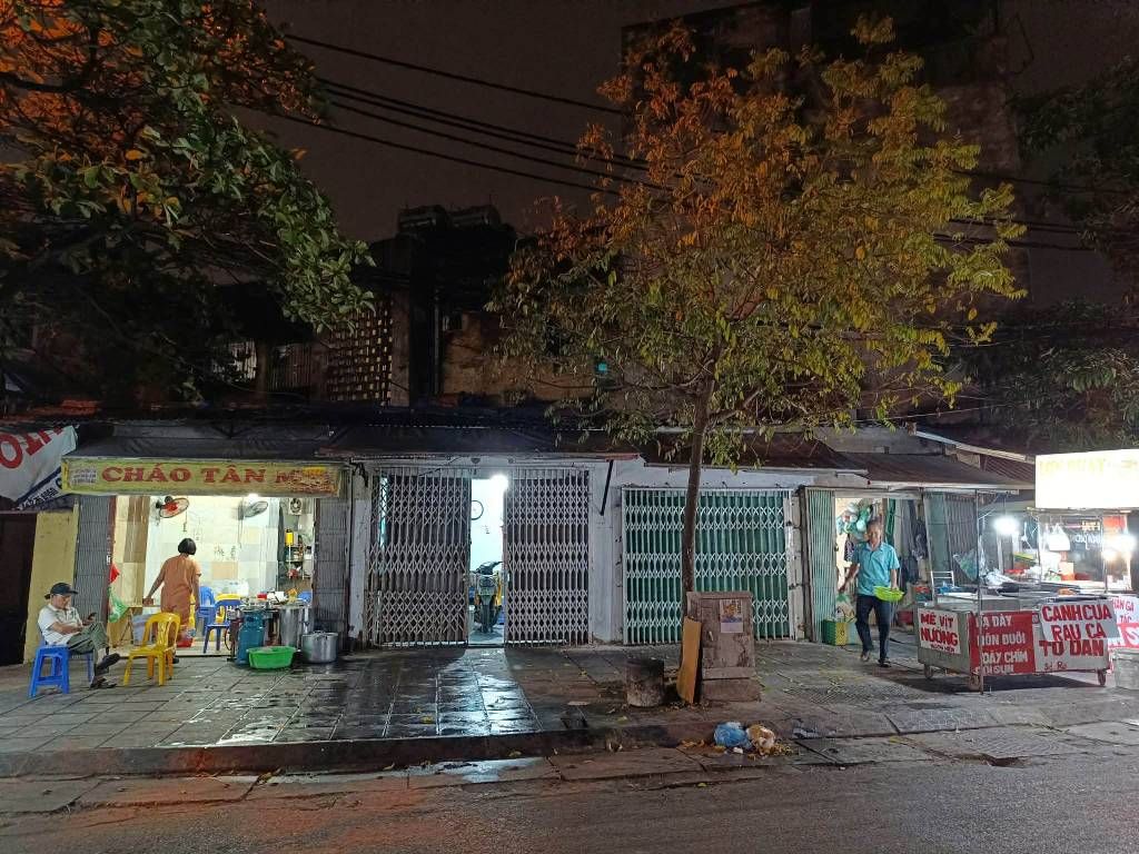 Bán nhà Tân Mai - diện tích 24.2m2 1 tầng - ô tô tránh - giá 20 tỷ