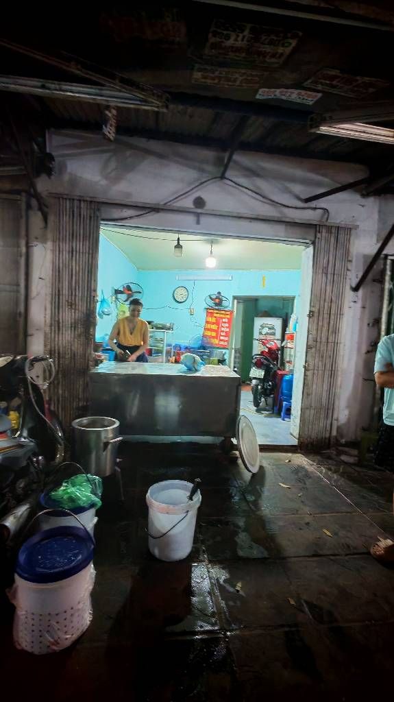 Bán nhà Tân Mai - diện tích 24.2m2 1 tầng - ô tô tránh - giá 20 tỷ