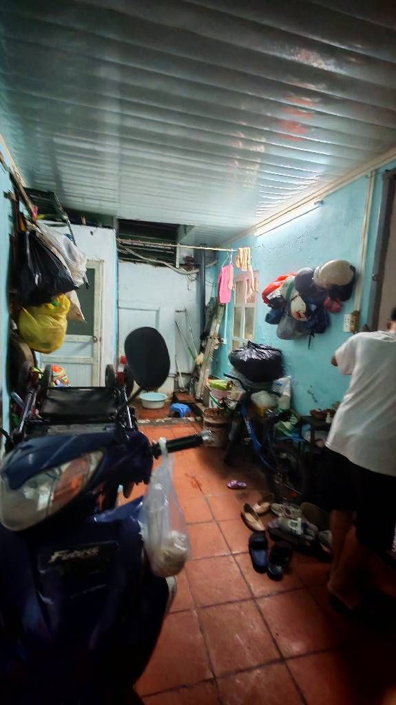 Bán nhà Tân Mai - diện tích 24.2m2 1 tầng - ô tô tránh - giá 20 tỷ