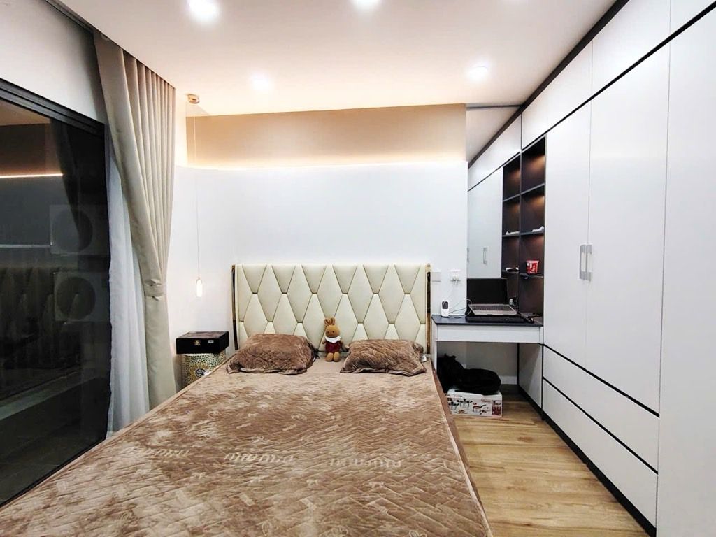 Bán nhà Đền Lừ - diện tích 113.1m2 2 tầng - Căn góc 3 thoáng - giá 5,6 tỷ