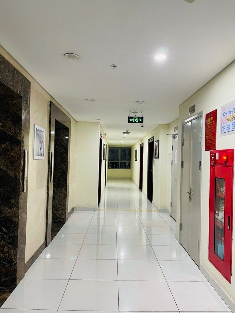 Bán nhà Trường Chinh - diện tích 94.3m2 10 tầng - Căn hộ 2 ngủ - giá 8,6 tỷ