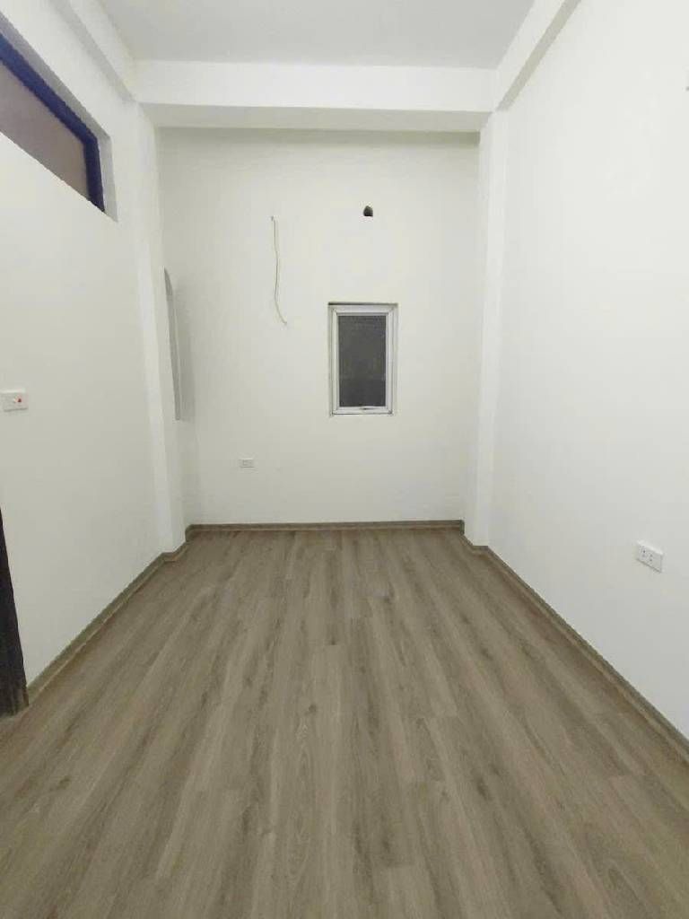 Bán nhà Yên Lãng - diện tích 34m2 3 tầng - Ngõ thông - giá 10,5 tỷ