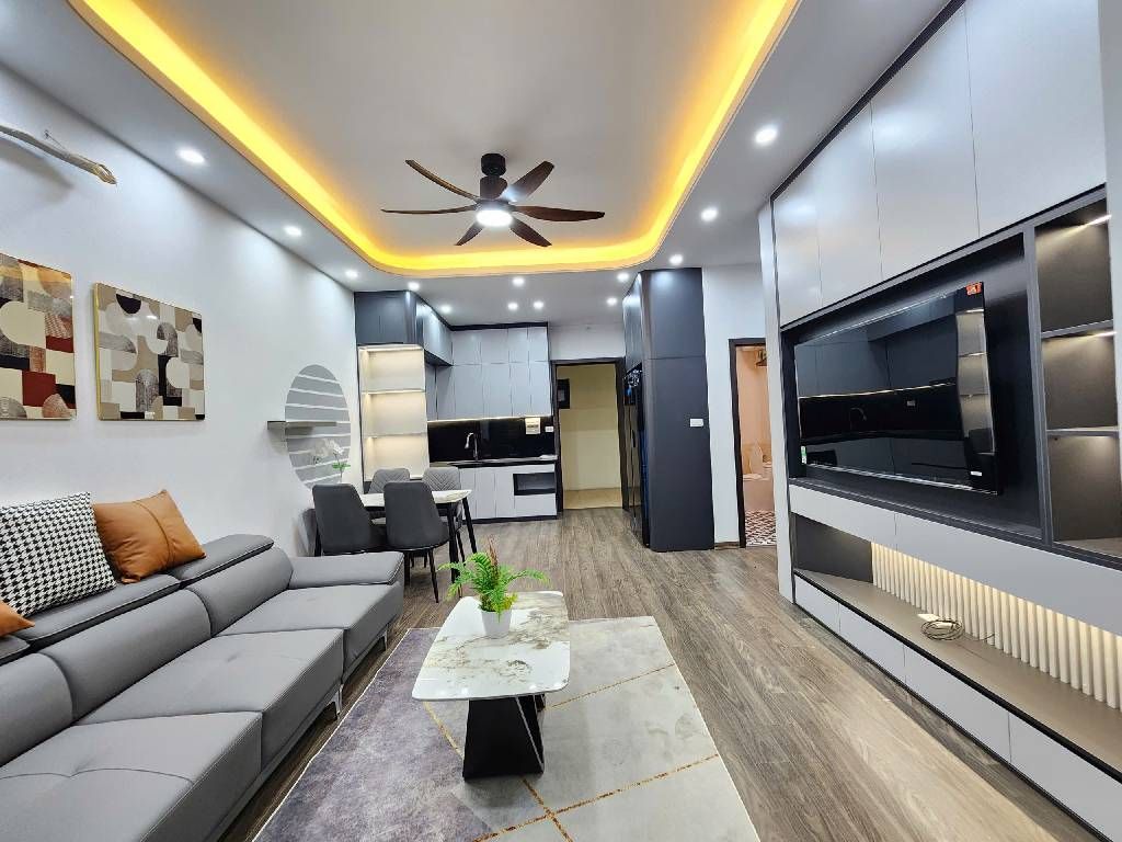 Bán nhà Hoàng Đạo Thành - diện tích 66.2m2 15 tầng - Lô góc, nội thất đẹp - giá 5,75 tỷ