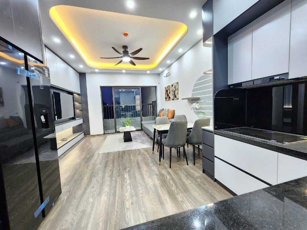 Bán nhà Hoàng Đạo Thành - diện tích 66.2m2 15 tầng - Lô góc, nội thất đẹp - giá 5,75 tỷ