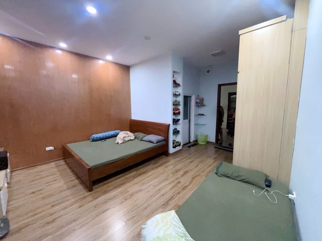 Bán nhà Ngõ Tô Hoàng - diện tích 74m2 6 tầng - 2 mặt ngõ - giá 18,3 tỷ