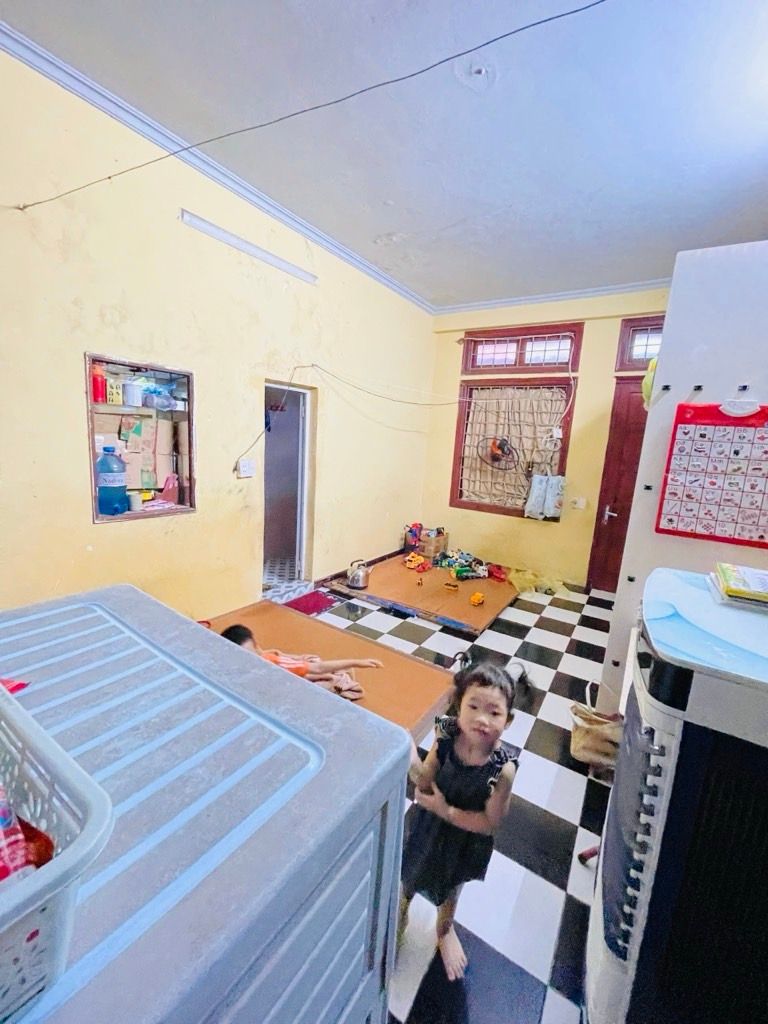 Bán nhà Tân Mai - diện tích 13,8m2 3 tầng - Ô TÔ TRÁNH - giá 12 tỷ