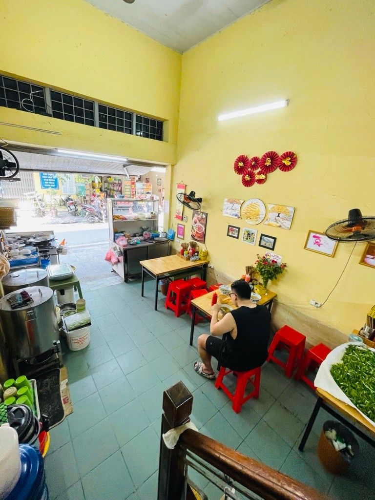 Bán nhà Tân Mai - diện tích 13,8m2 3 tầng - Ô TÔ TRÁNH - giá 12 tỷ