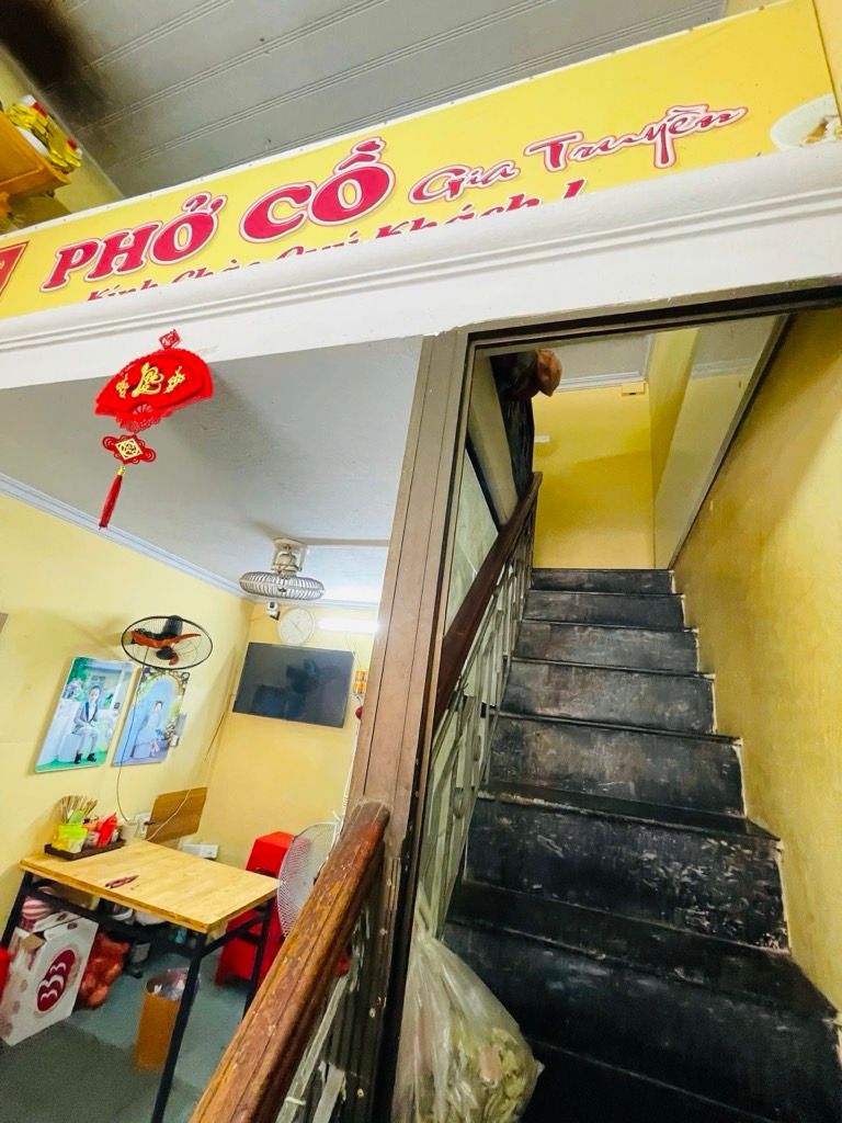 Bán nhà Tân Mai - diện tích 13,8m2 3 tầng - Ô TÔ TRÁNH - giá 12 tỷ