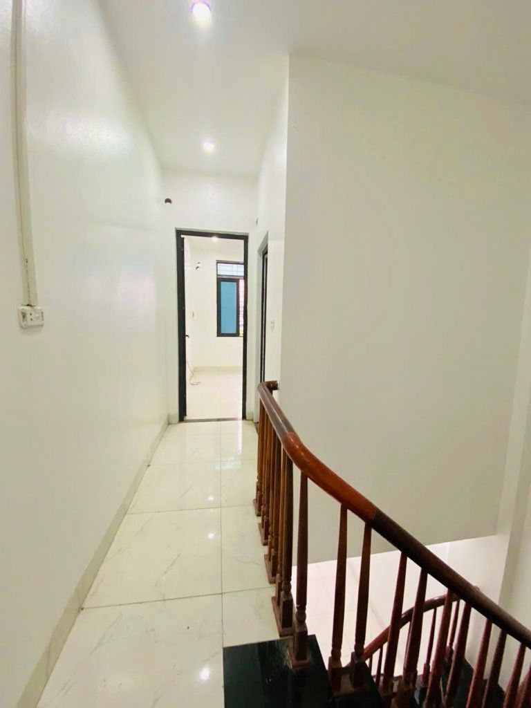 Bán nhà Lĩnh Nam - diện tích 32m2 2 tầng - mặt ngõ ô tô - giá 4,6 tỷ