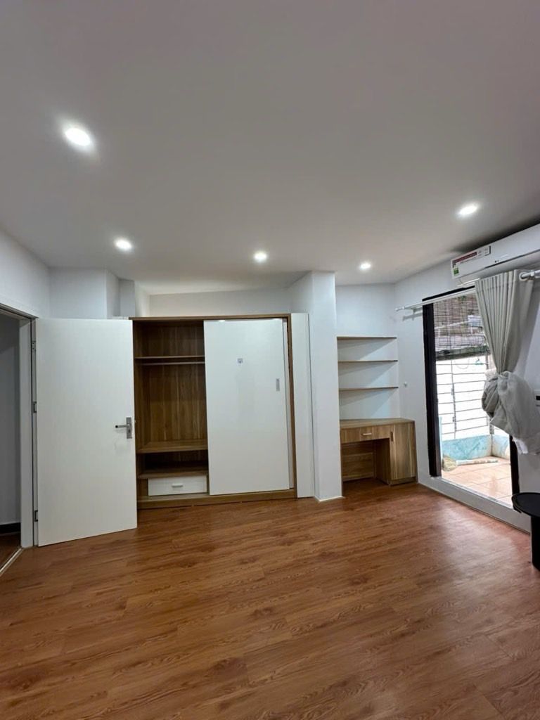 Bán nhà Minh Khai - diện tích 25m2 5 tầng - LÔ GÓC - NHÀ ĐẸP Ở LUÔN - giá 5,99 tỷ
