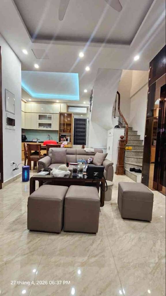 Bán nhà Cát Linh - diện tích 47.3m2 6 tầng - Nhà đẹp long lanh, thang máy - giá 13,95 tỷ