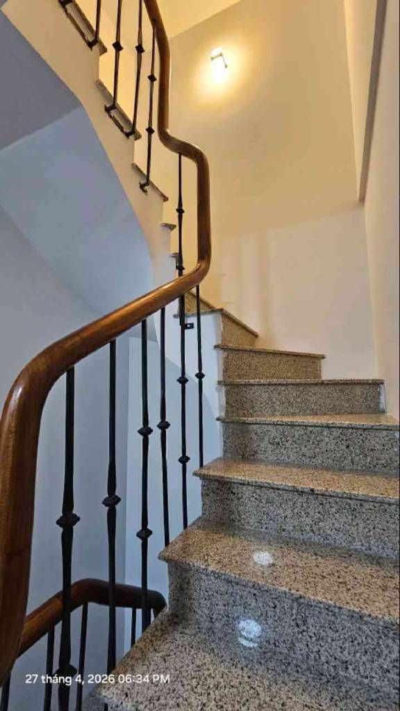 Bán nhà Cát Linh - diện tích 47.3m2 6 tầng - Nhà đẹp long lanh, thang máy - giá 13,95 tỷ