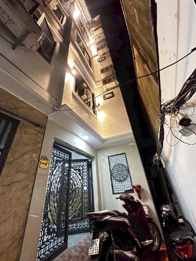 Bán nhà Giải Phóng - diện tích 75m2 7 tầng - Thang máy - giá 15,9 tỷ