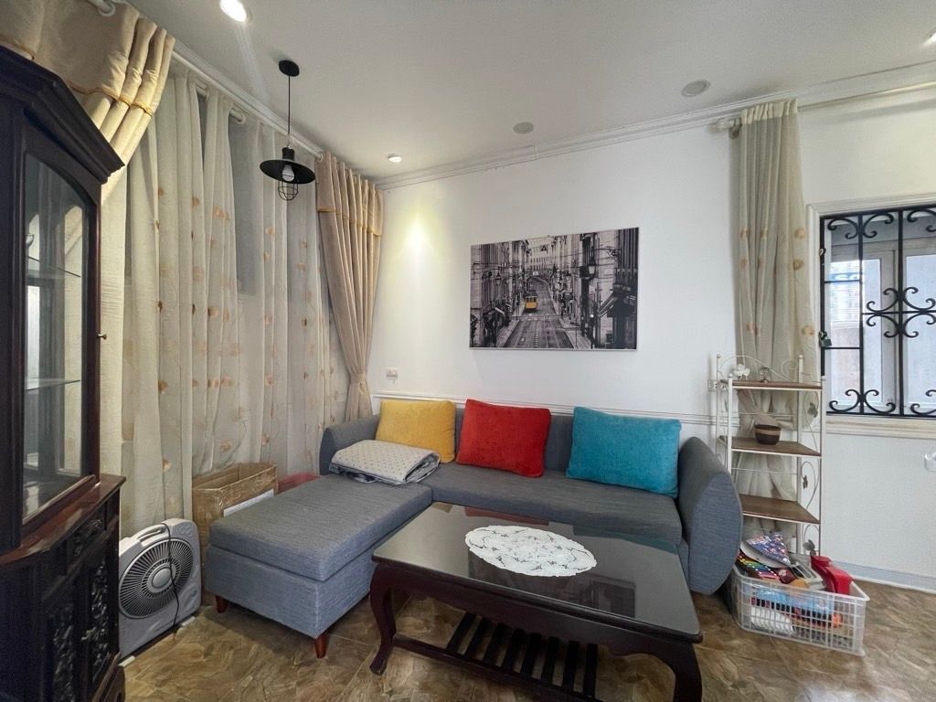 Bán nhà Thái Hà - diện tích 60m2 4 tầng - Ô tô đỗ cửa - giá 14,9 tỷ