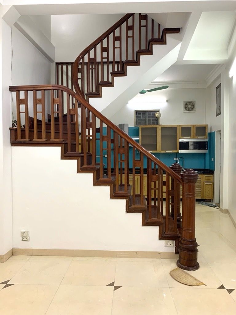 Bán nhà Lê Thanh Nghị - diện tích 45m2 4 tầng - SIÊU PHẨM MẶT NGÕ THÔNG - giá 13,4 tỷ