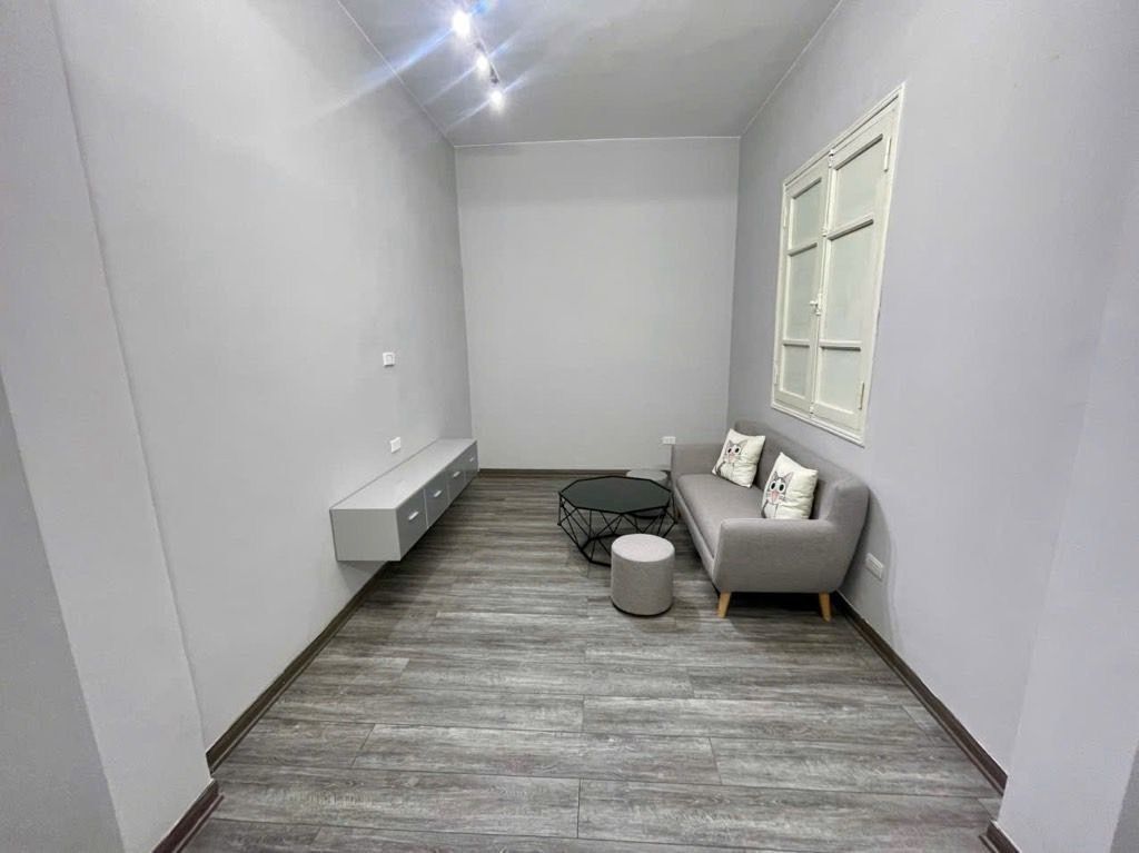 Bán nhà Lương Khánh Thiện - diện tích 42m2 4 tầng - Mặt tiền rộng - giá 4,5 tỷ