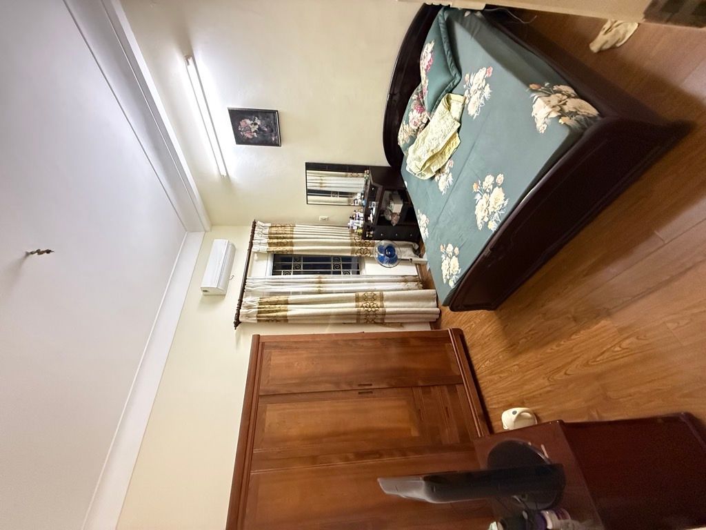 Bán nhà Hoàng Mai - diện tích 56m2 4 tầng - ô tô đỗ cửa - giá 18,2 tỷ